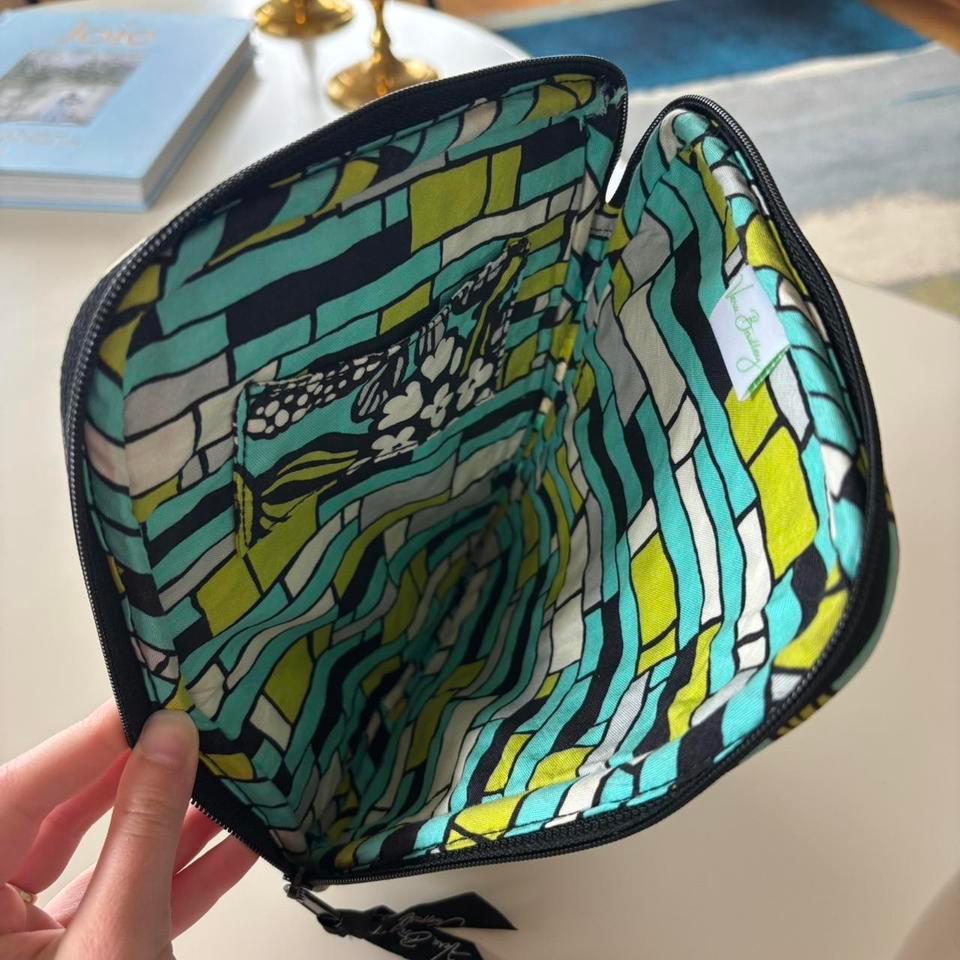 Vera Bradley Retired Island Blooms 4