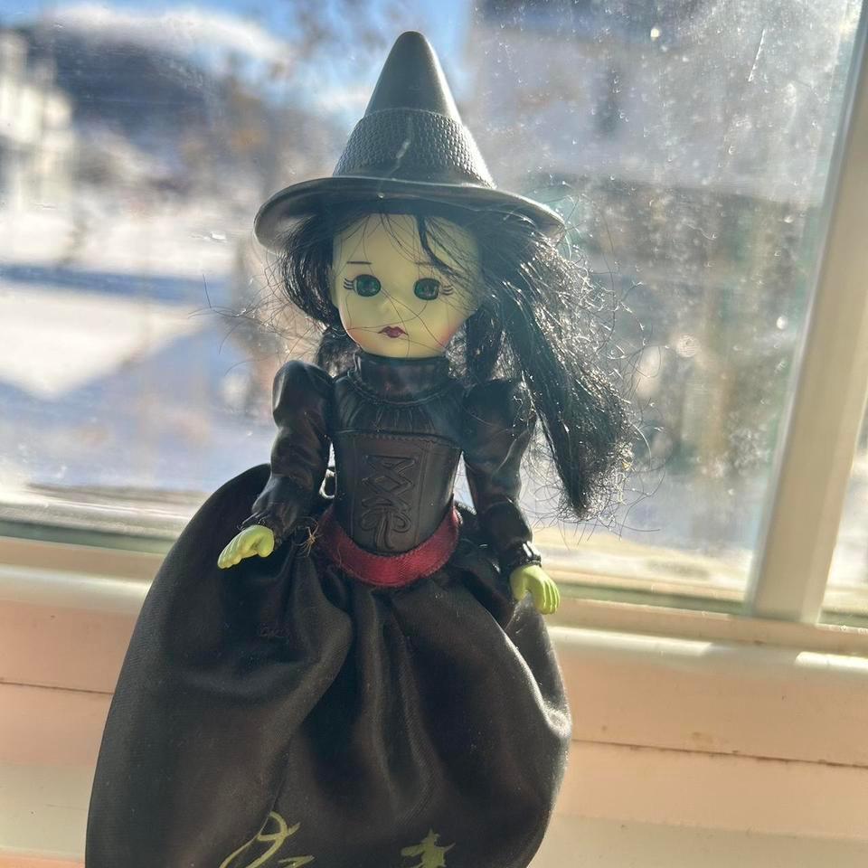 Wizard Of Oz Wicked Witch 0fc1
