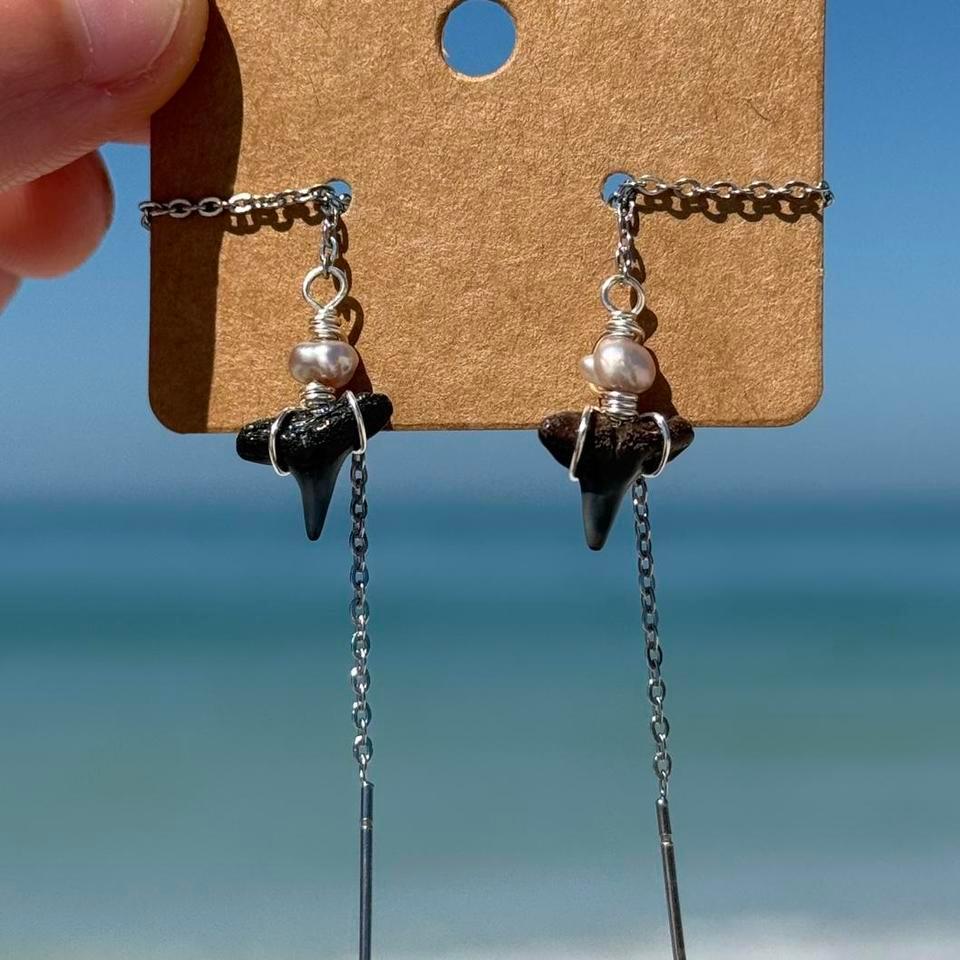Shark Tooth Pearl Drop 4fd7