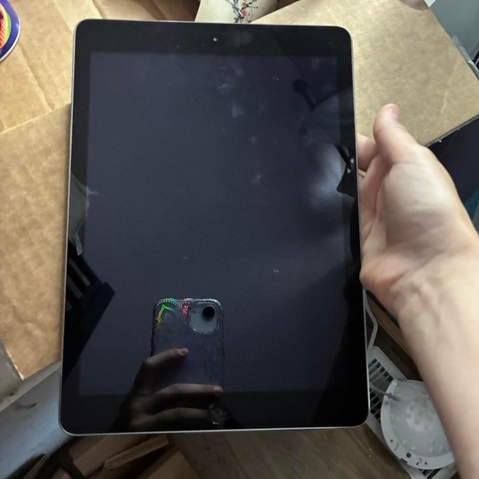 Bacically Brand New Ipad Air 5089 2