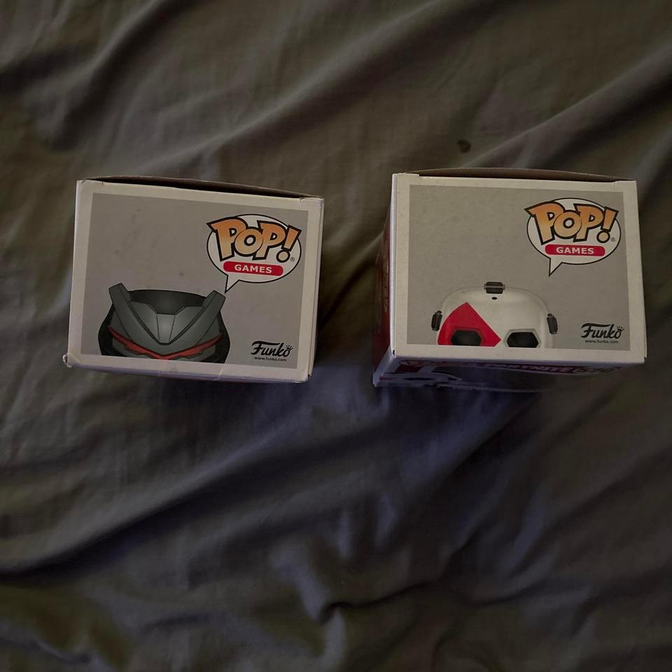 Funko Pop Fortnite Omega And D376 3