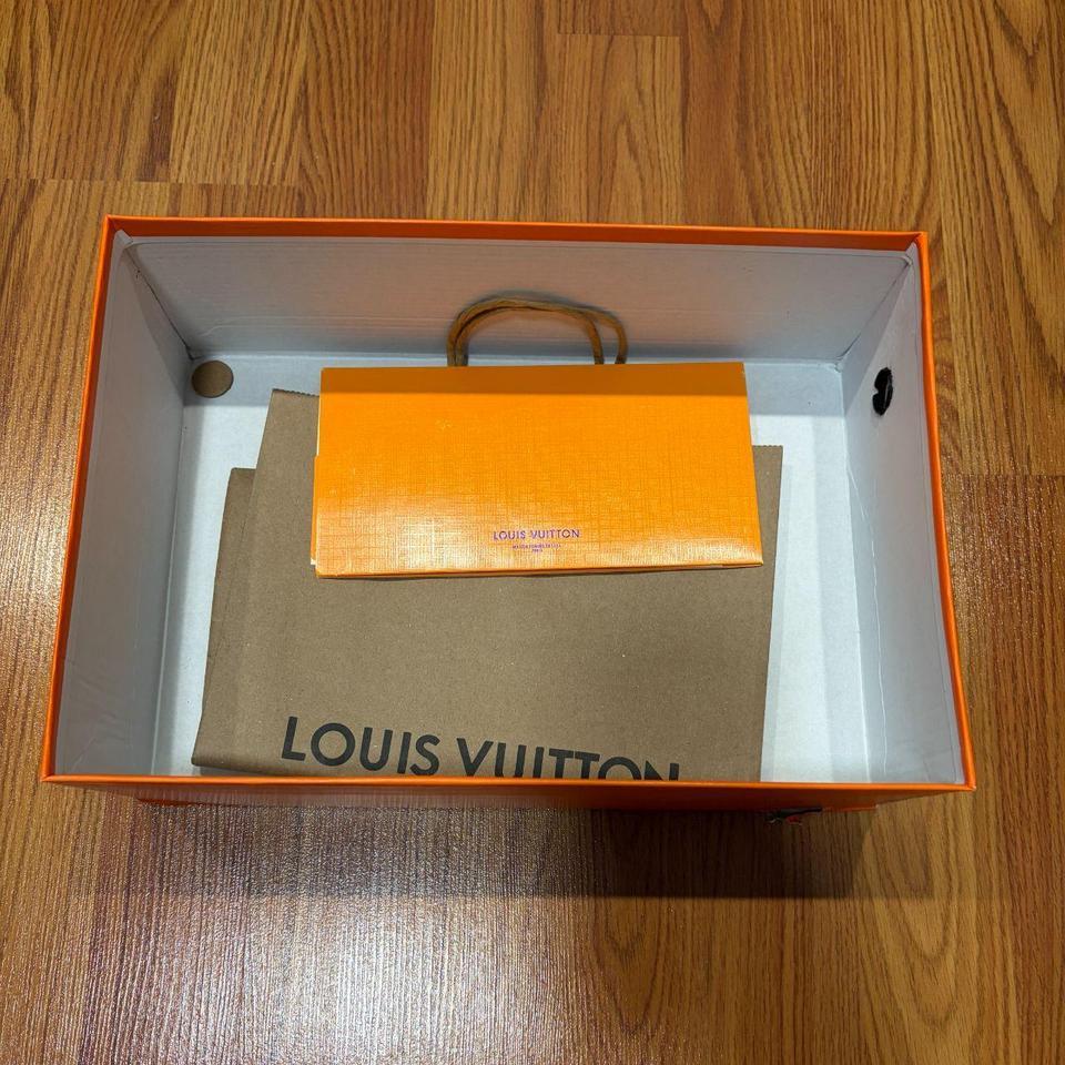 Brand New Never Worn Lv A6f4 5