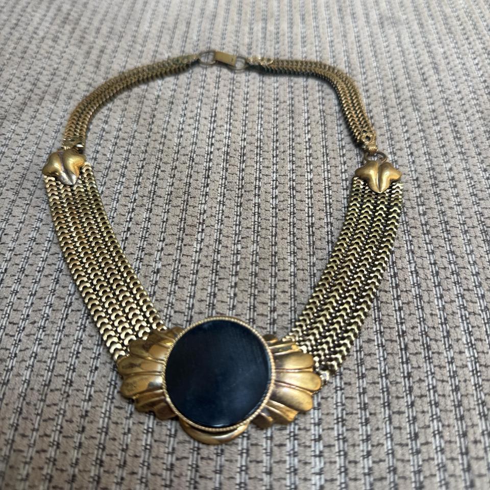 Gold Tone Mesh Necklace With 3854