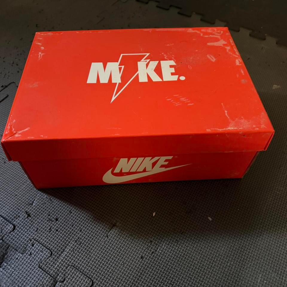 Nike Air Jordan 1 Gatorade E784 2