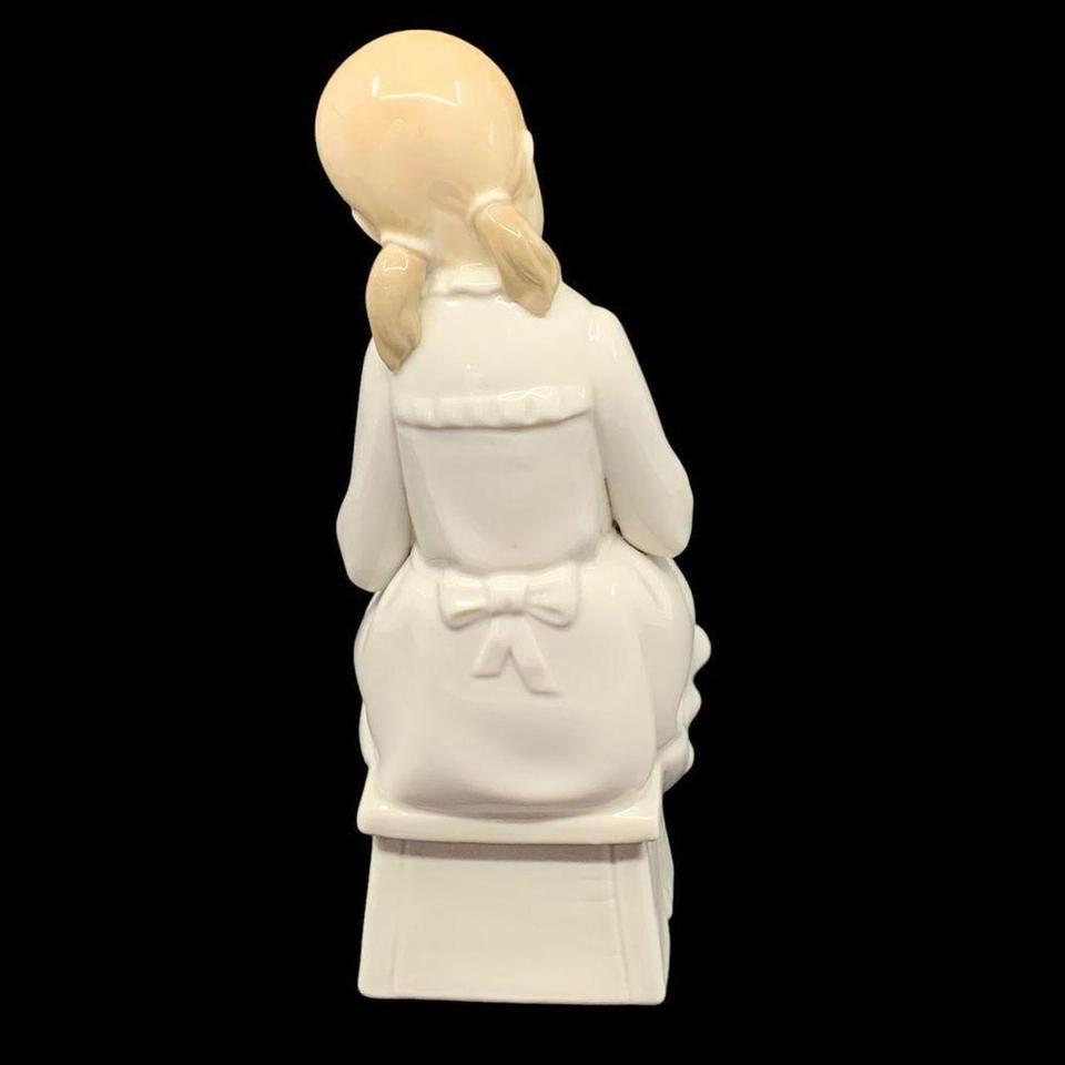 Lladro Nao 117 Girl Writing 2748 4