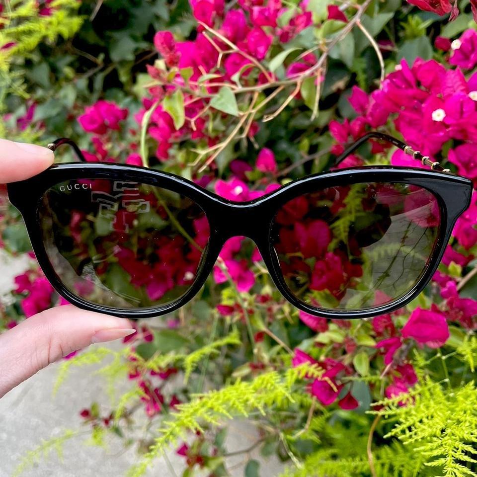 Gucci Alert Oversized Frame 2