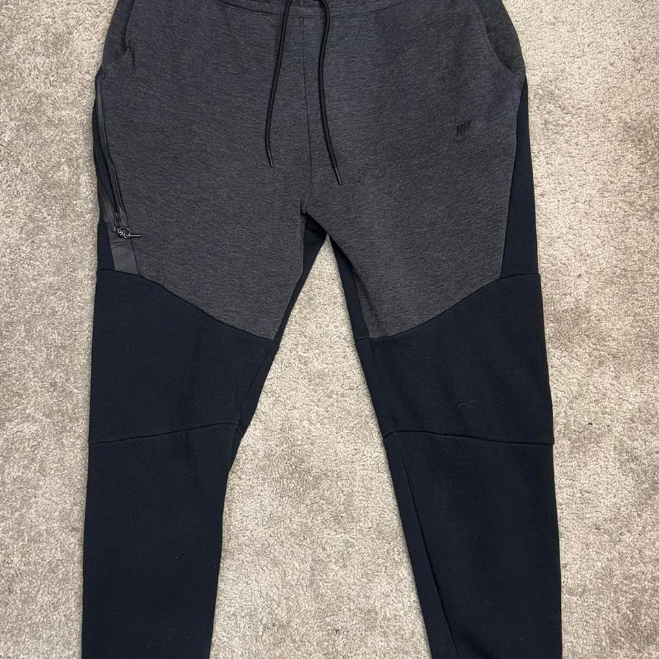 Nike Tech Joggers With Their 536e