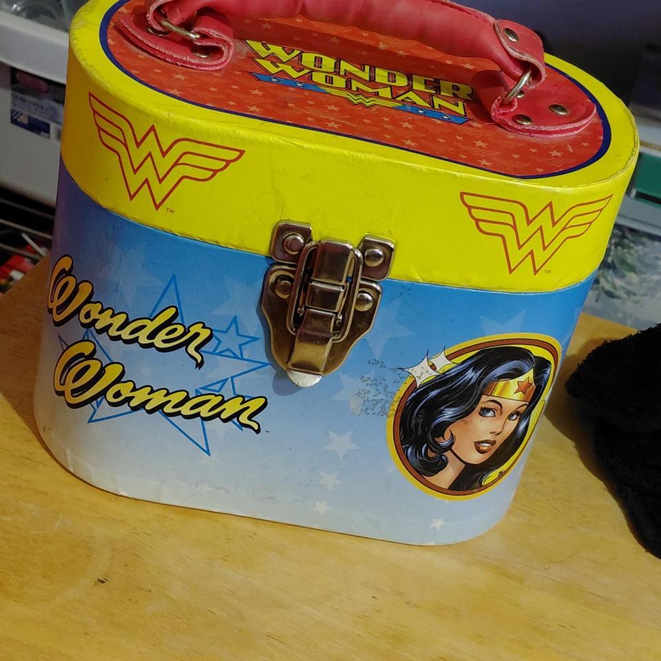 Vintage Blue And Yellow Wonder 5