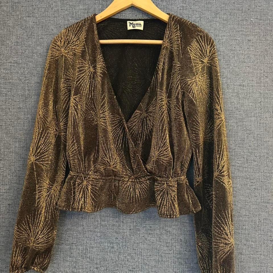Gold Metallic Blouse With V Neck 51d5