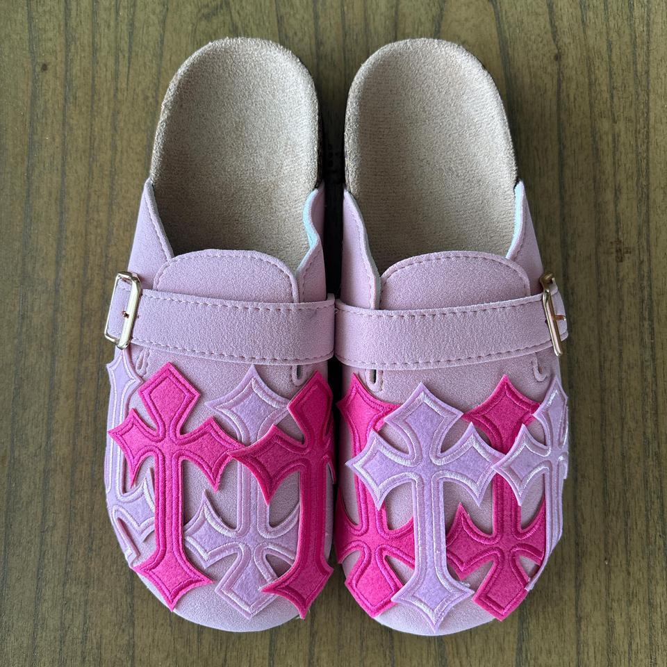 Pink And Hot Pink Cross F8e2 4