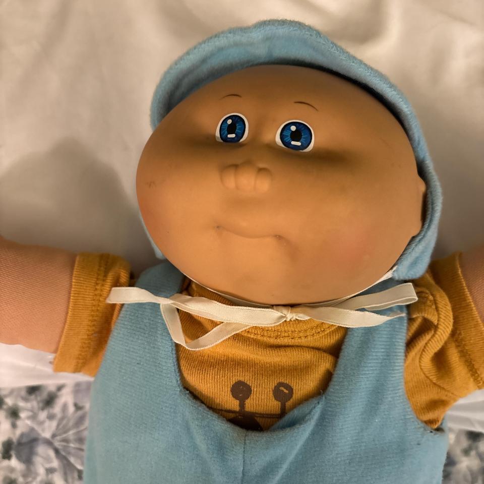 Cabbage Patch Kids Doll With 06d1 2