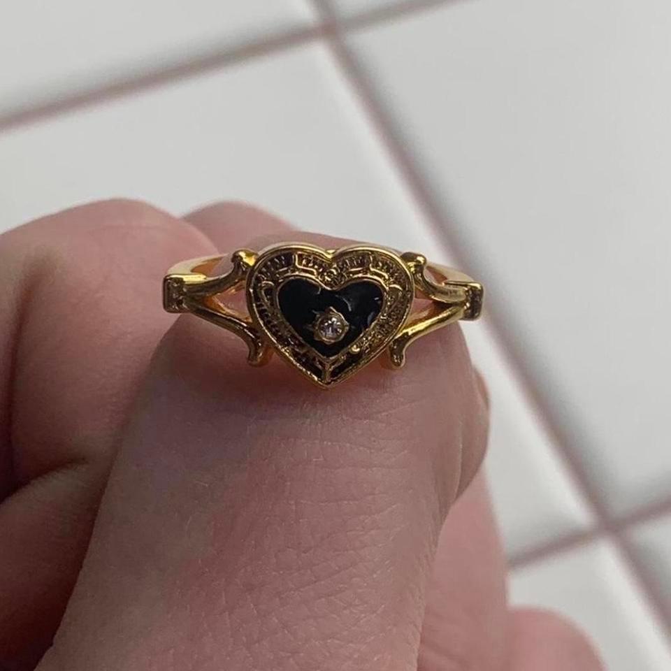 Vintage Y2k Gold Heart Ring 9793 4