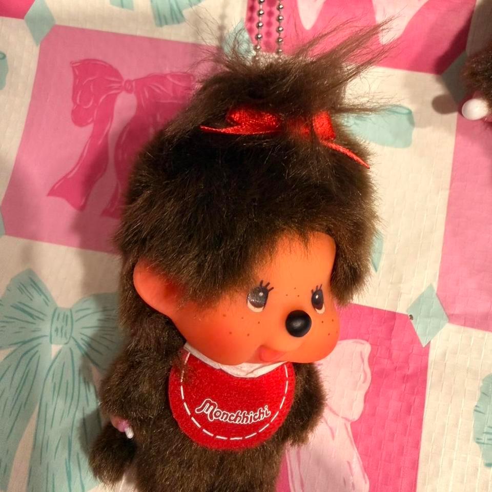 Monchhichi Brown Doll With Red C56d