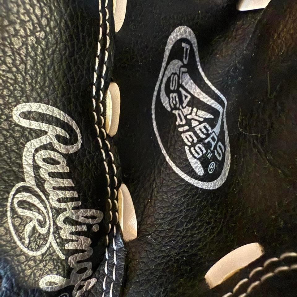 Rawlings 105 The Gold Gloves 5