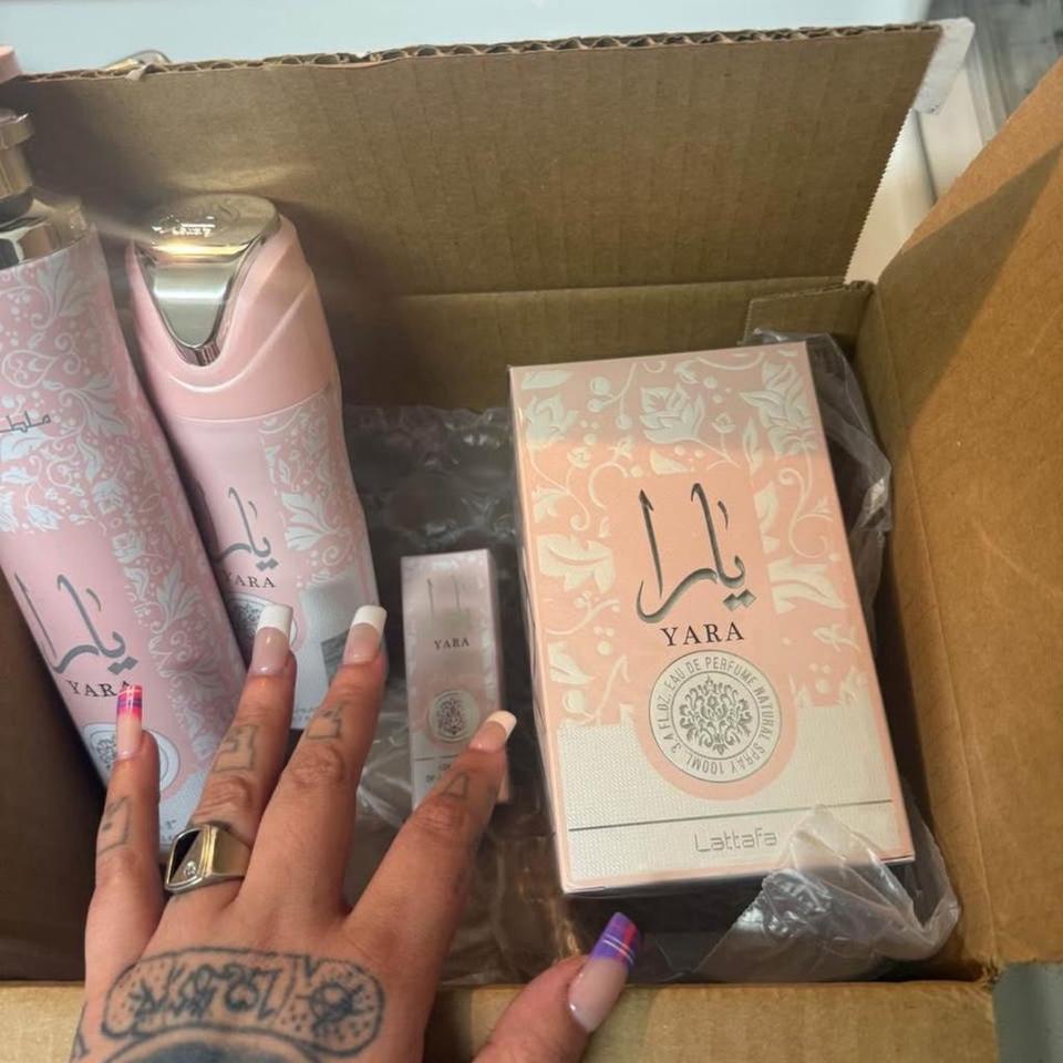 Pink Yara Perfume Set All