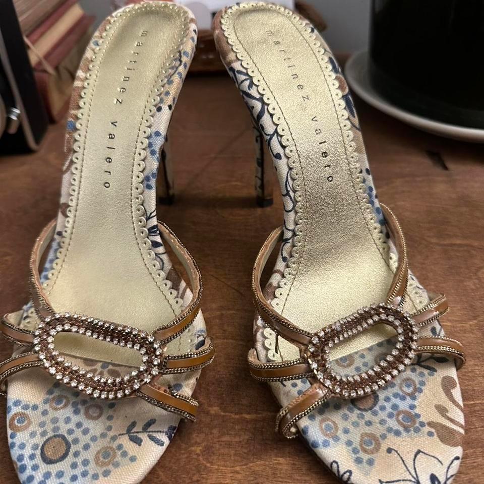Martinez Valero Gold Heels With 7b81