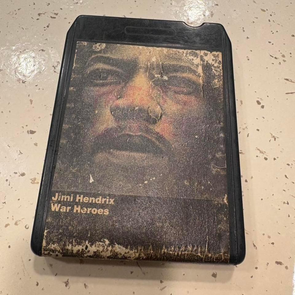 Jimi Hendrix War Heroes 8 Track 9107