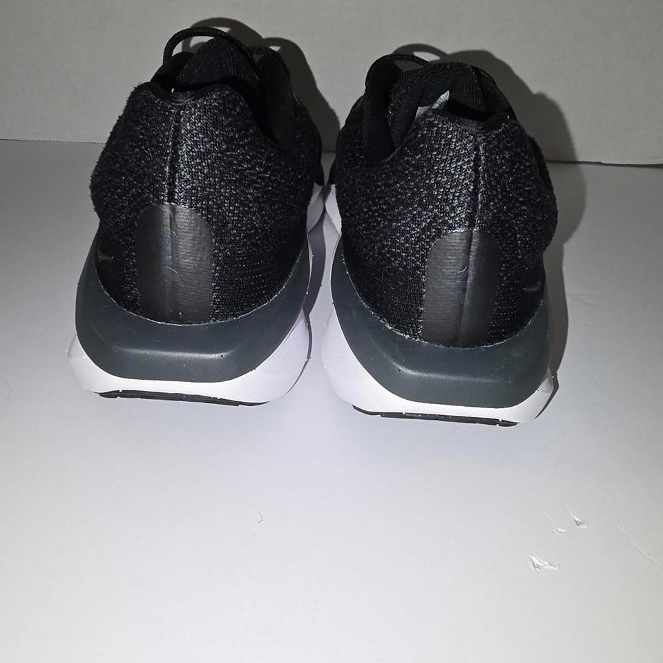 Brand New Nike Air Winflo 61ee 6