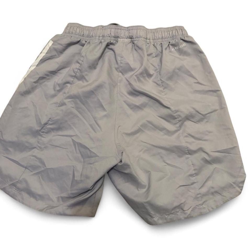 Adidas Grey Shorts Size M 17d5 2