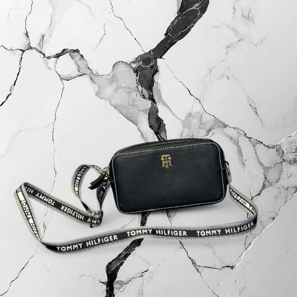 Tommy Hilfiger Black Leather Crossbody 5