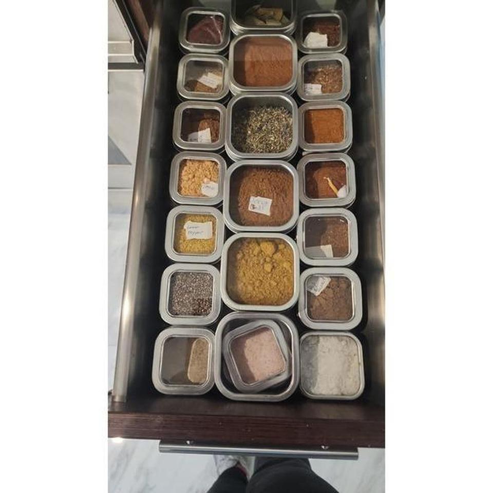 30pc Small Tins 2oz With Cd8e 3