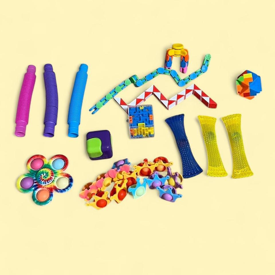 Fidget Toy Bundle Includes Fidget 9059