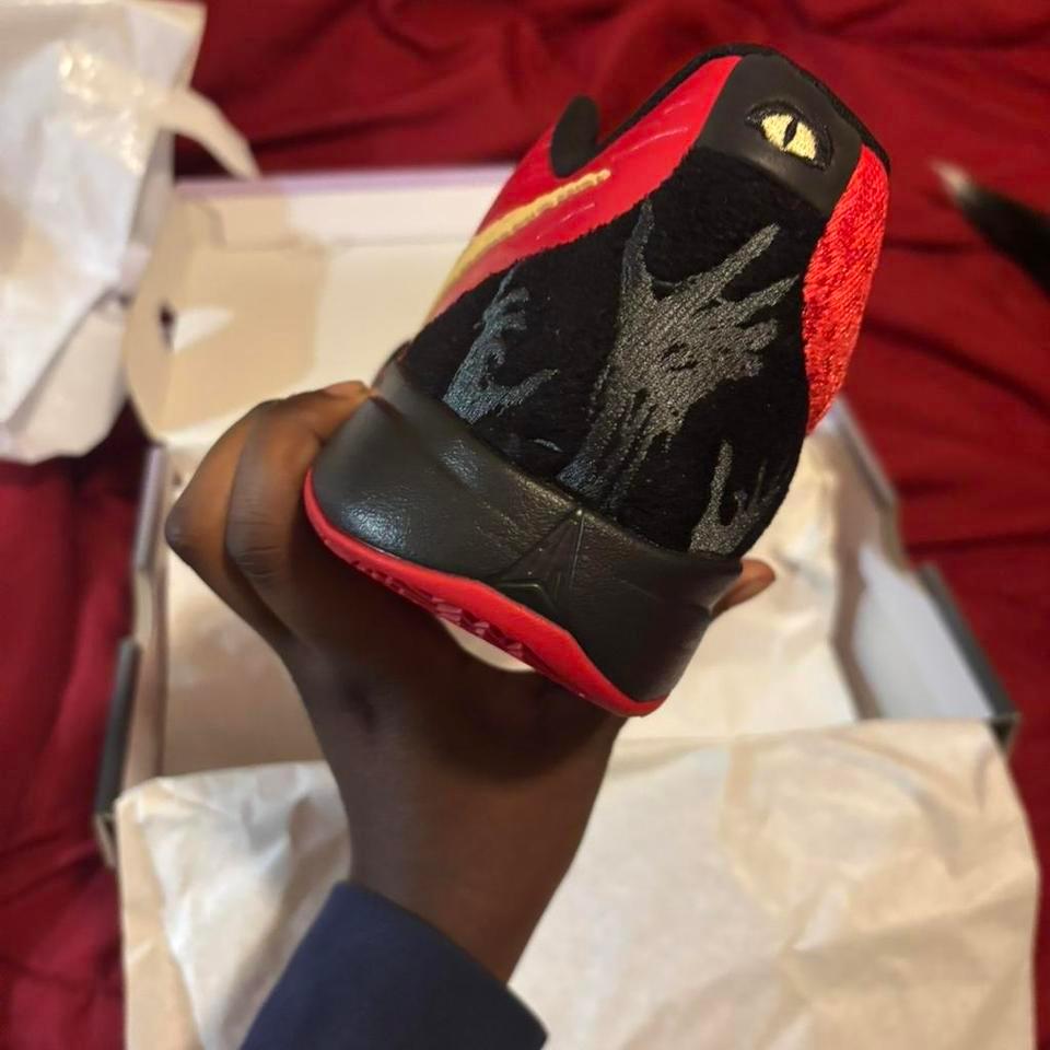 Brand New Nike Ja Morant 7332 4