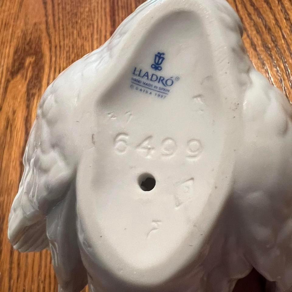 Lladro Figurine 6499 White Swan 4