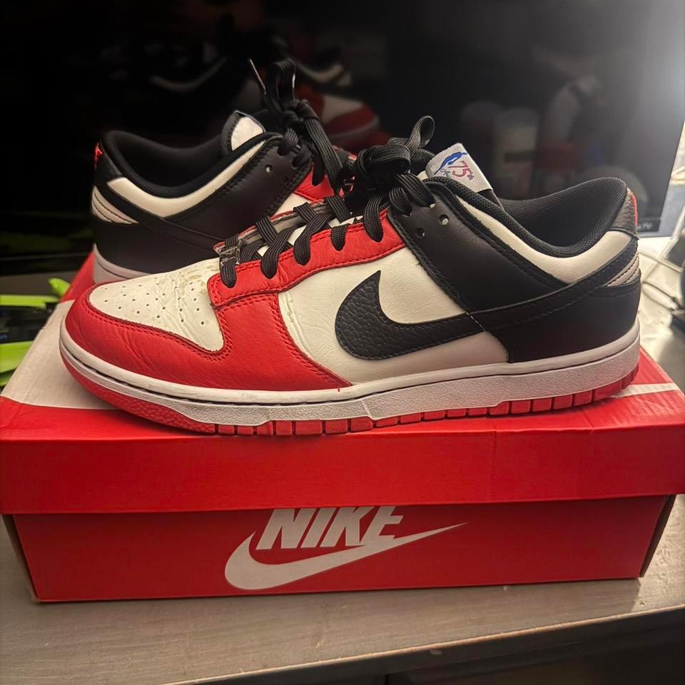 Nike Dunk Low Chicago Trainers