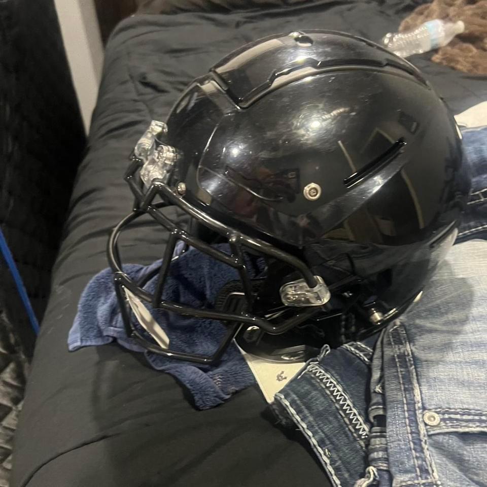 Black Schutt Football Helmet Footballgear 2