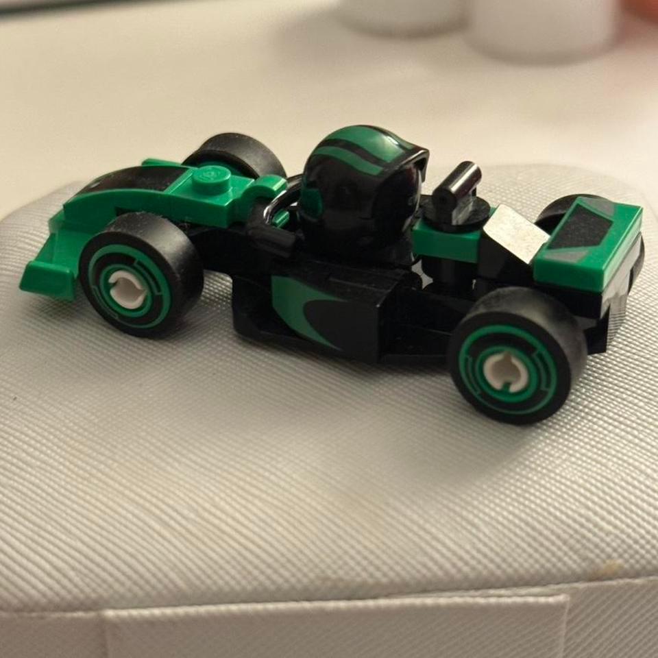 Green And Black Lego Race 8821 3