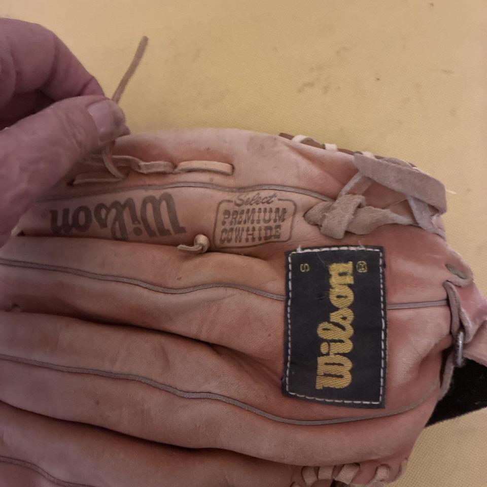 12 Wilson Ball Glove Lht 59c6 3
