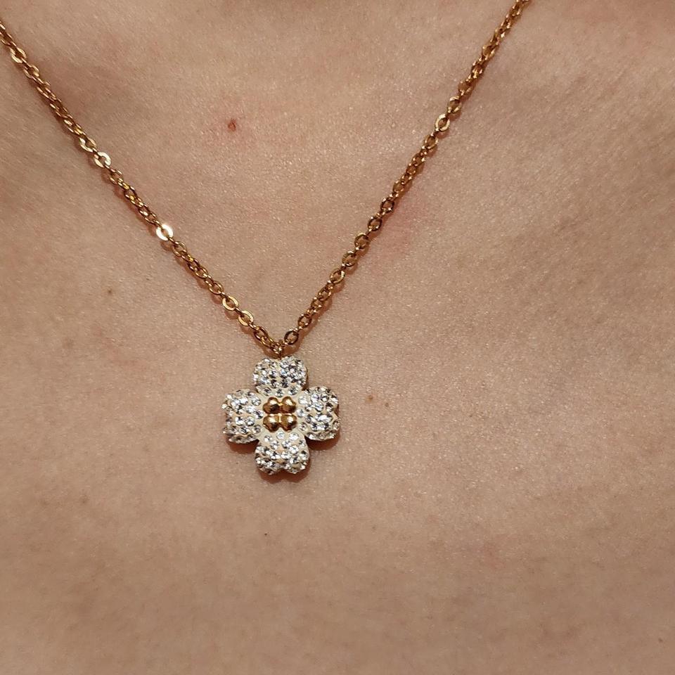 Gold Flower Necklace With Crystals 0044 2