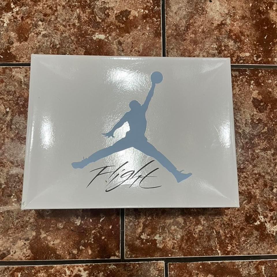Jordan 4 University Blue Size C894 6