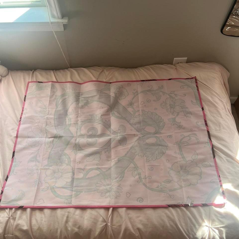 6 Poster Bundle And Tapestry 233d 8