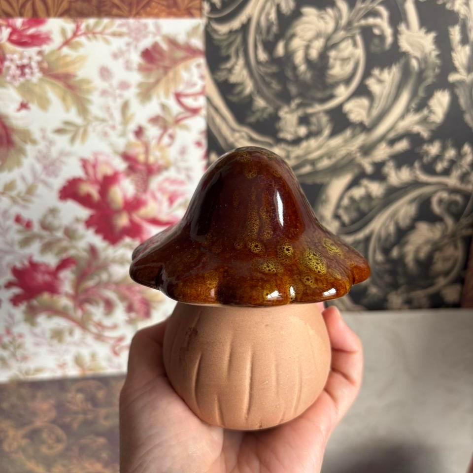 Miniature Ceramic Mushroom Figurine 7dc9 2