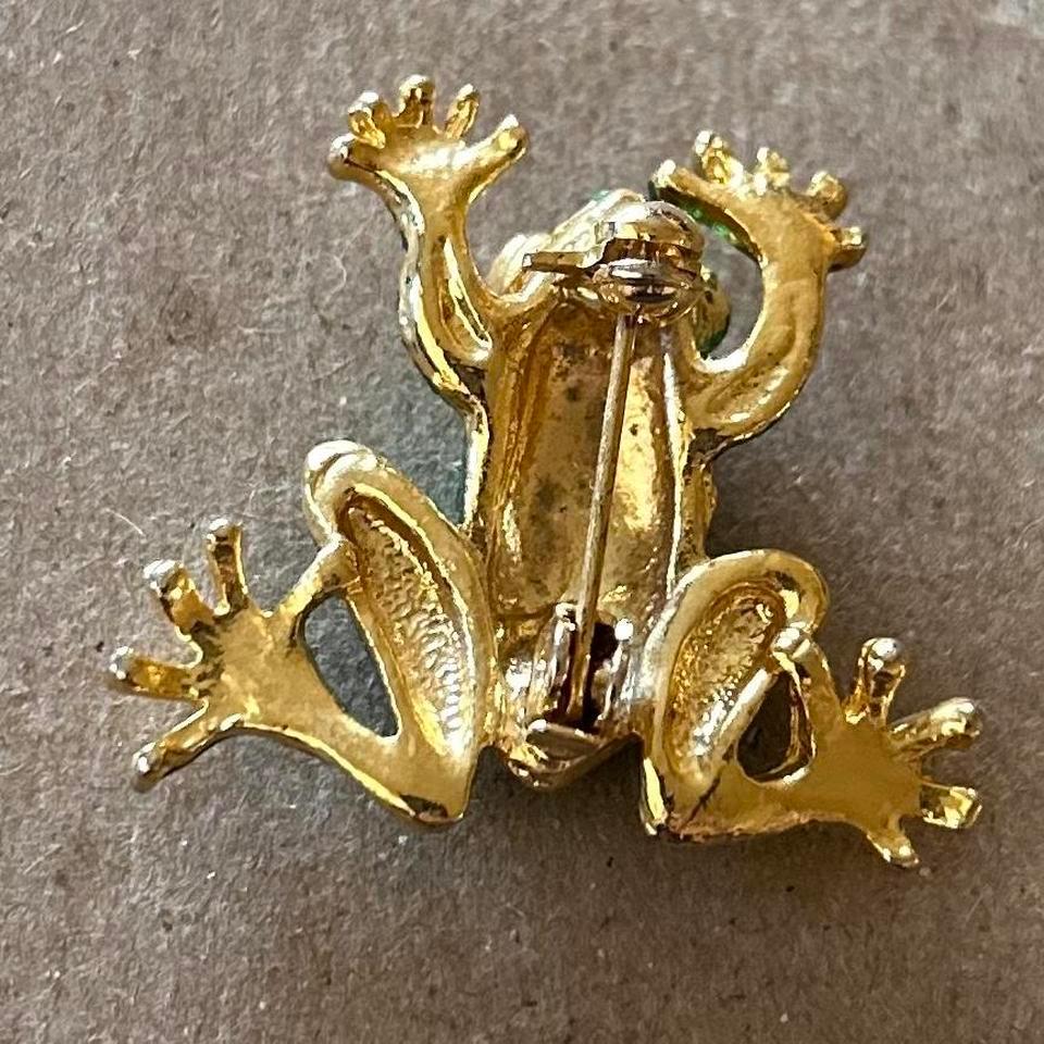 Green Enamel And Gold Tone A511 3