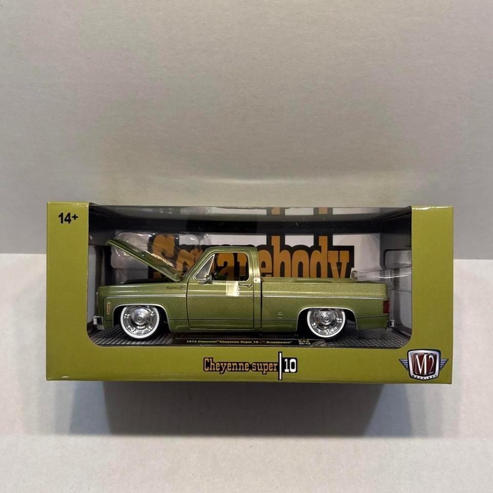 M2 Machines 1973 Chevrolet Cheyenne 037f
