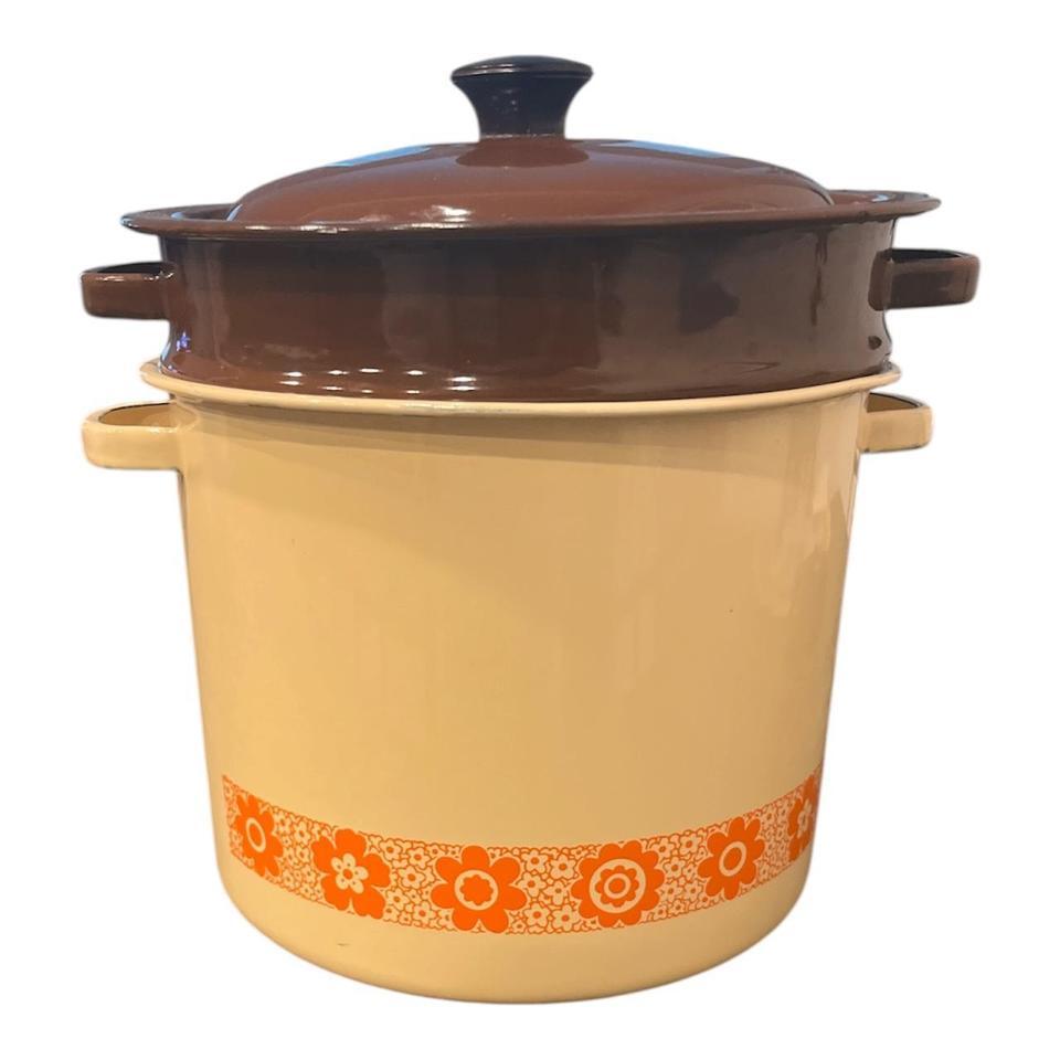 Brown Cream Orange Vintage Enamel A35f