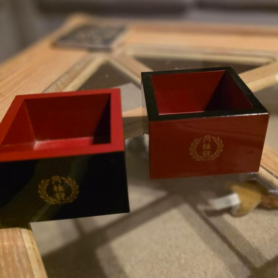 Red And Black Lacquer Boxes 045c