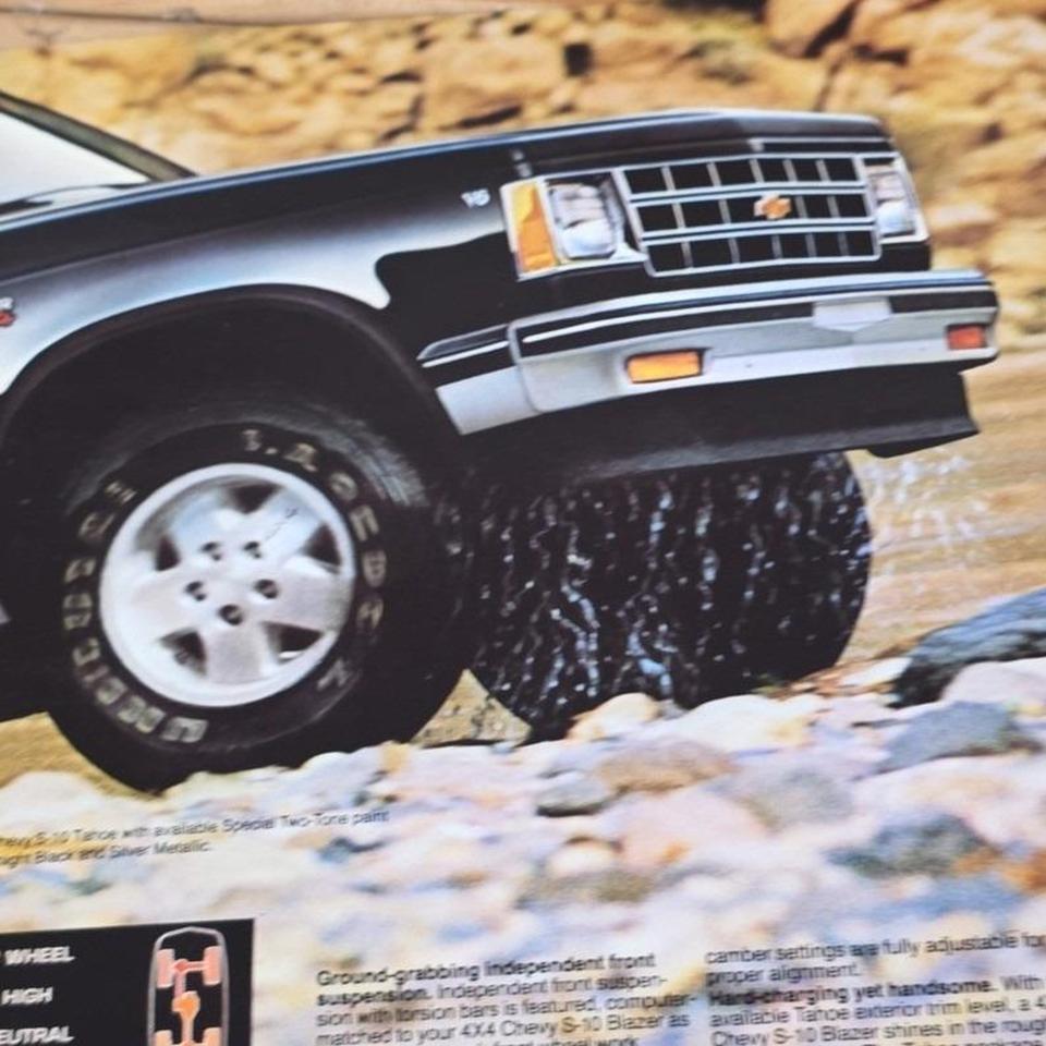 Vintage 1983 Chevy S 10 Blazer 63db 3