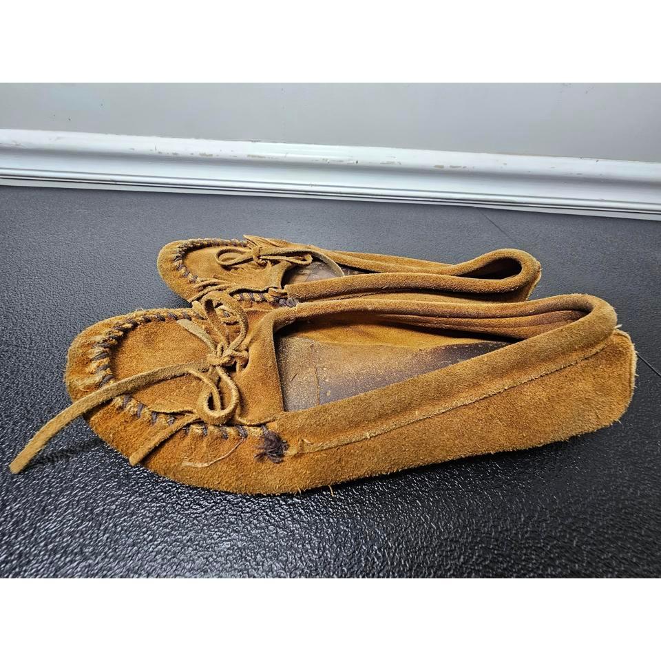 Minnetonka Size 10 Brown Moccasins 4