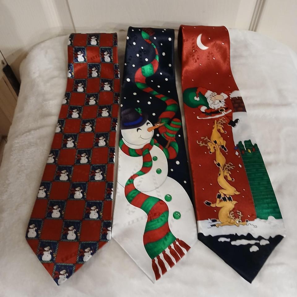 Set Of Three Vintage Yule