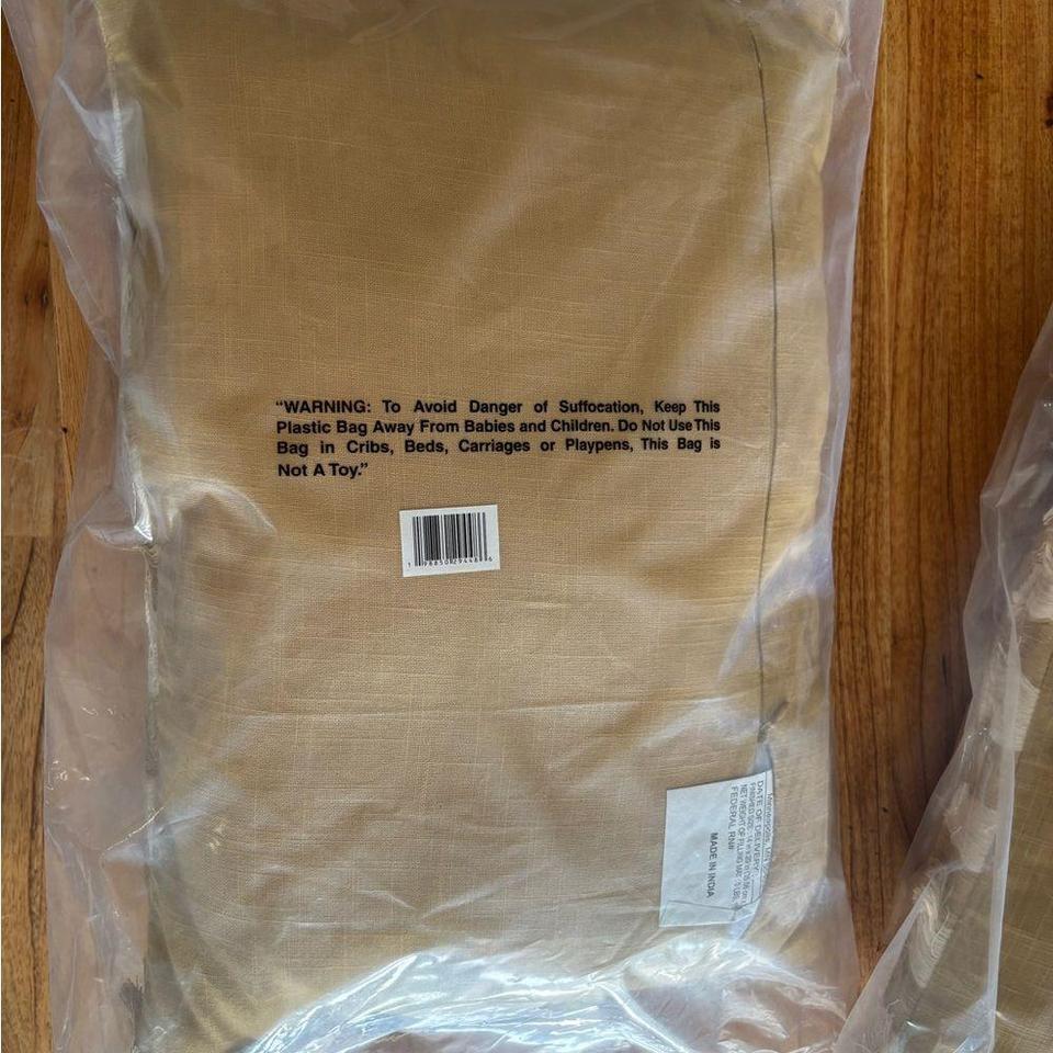 Removable Cover With Hidden Zipper 5698 4