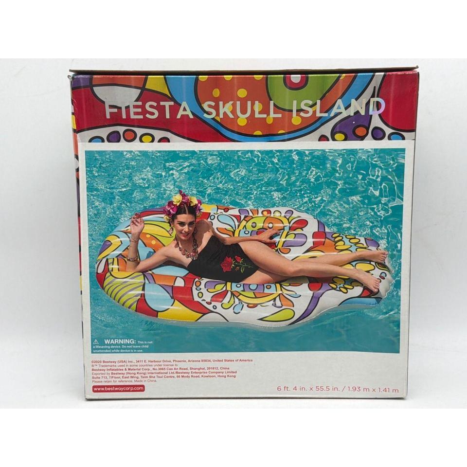 Fiesta Skull Island Inflatable Lounge 2d4f 3