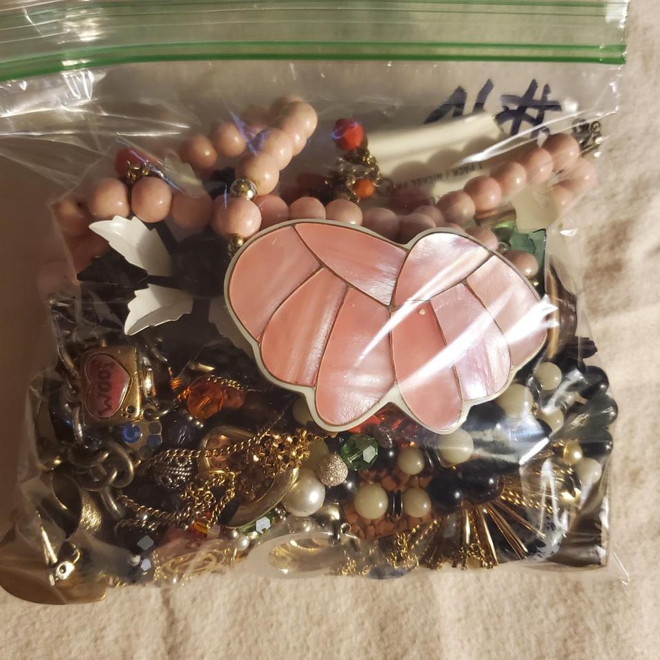 Jewelry Bundle With Necklaces Bracelets 193b 2