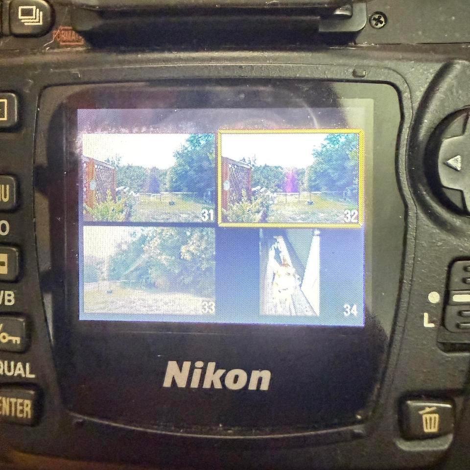 Complete Nikon D70s Dslr Camera 67df 2