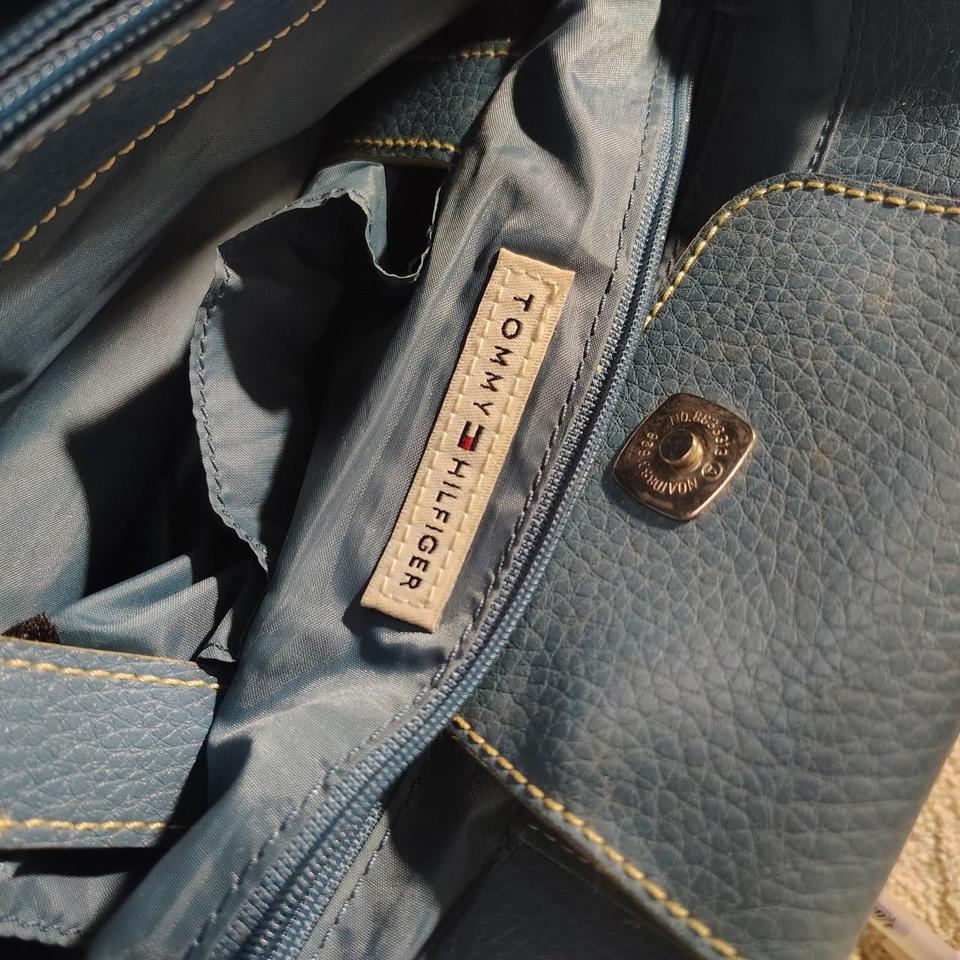 Vintage Tommy Hilfiger Blue Pebbled 669a 4