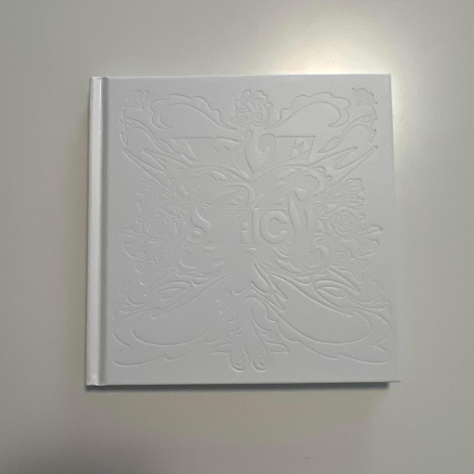 Ive Switch White Ver D4e7