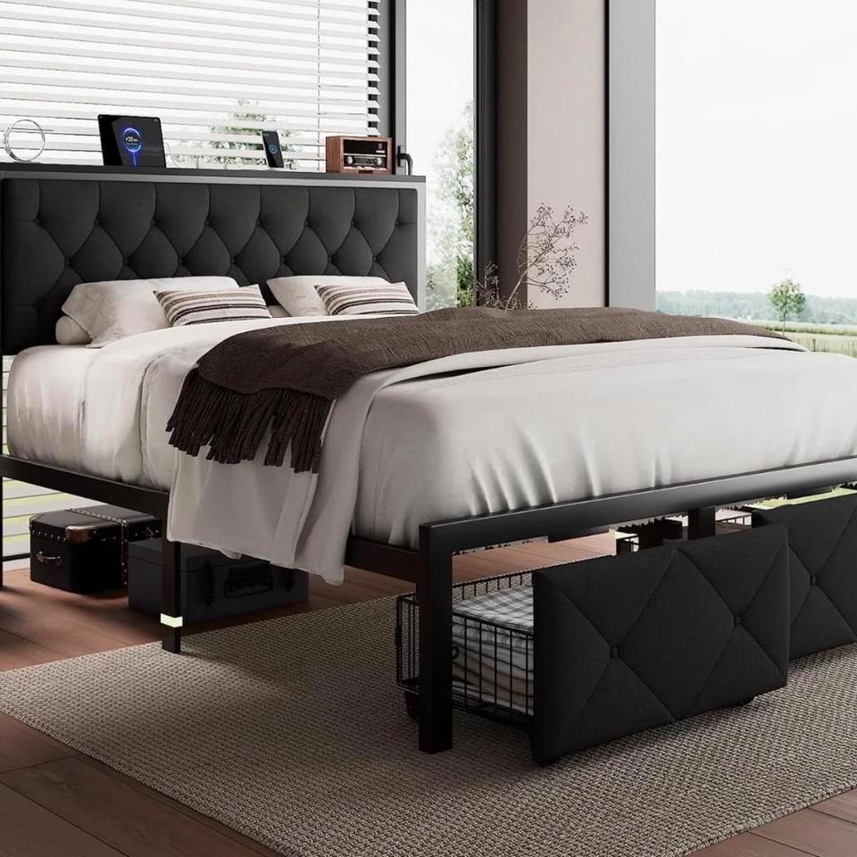 Full Size Black Metal Bed Frame 2587